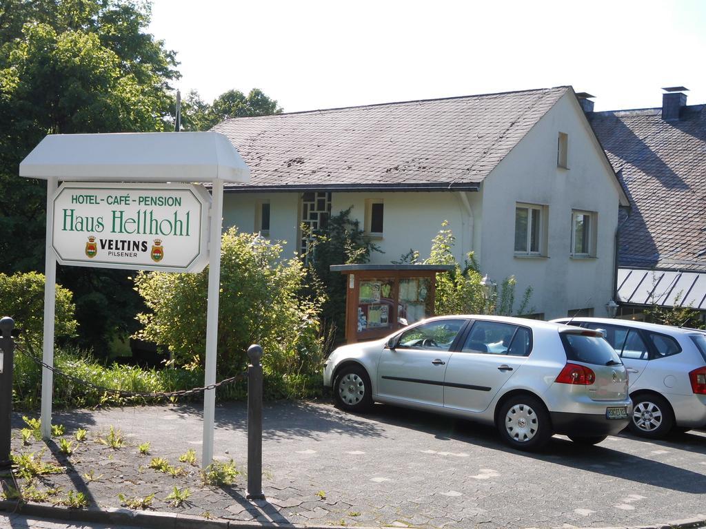 Hotel Haus Hellhohl Garni Brilon Bagian luar foto