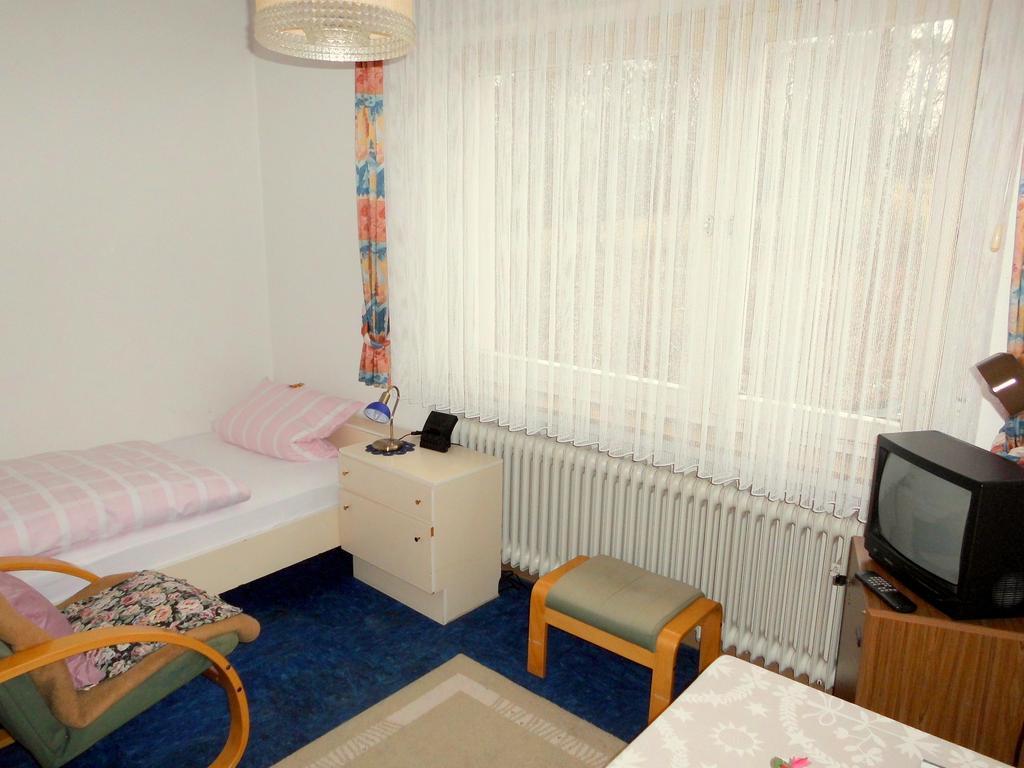 Hotel Haus Hellhohl Garni Brilon Ruang foto